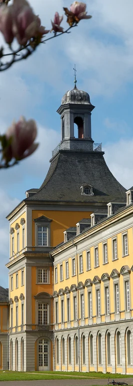 Hauptgebäude der Uni Bonn