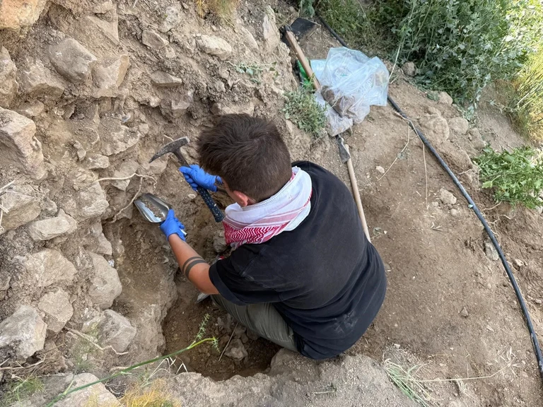 Dr. Mörchen is collecting soil samples.jpg