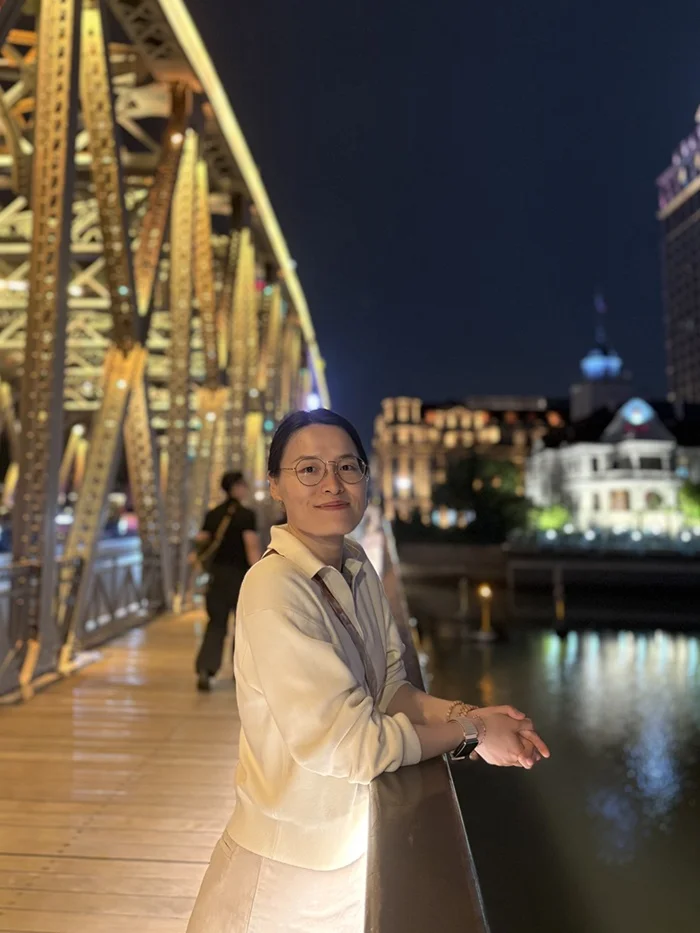 Neue CLEC-Lektorin: Frau ZHENG Lufei 郑露菲